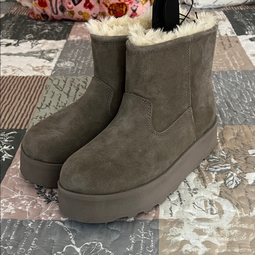 Time and Tru Taupe Ankle Boots with Fur Lining